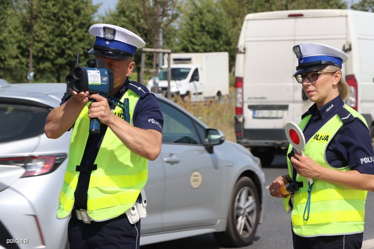 Duża akcja policji na drogach. Noga z gazu!