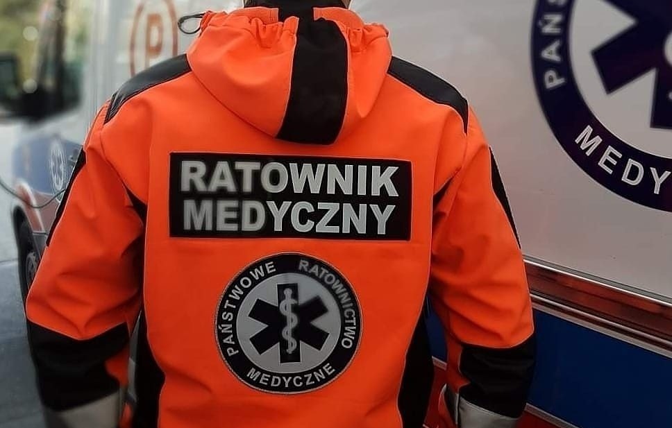 Kraksa na DK11. Zderzyły się cztery samochody. Droga całkowicie zablokowana