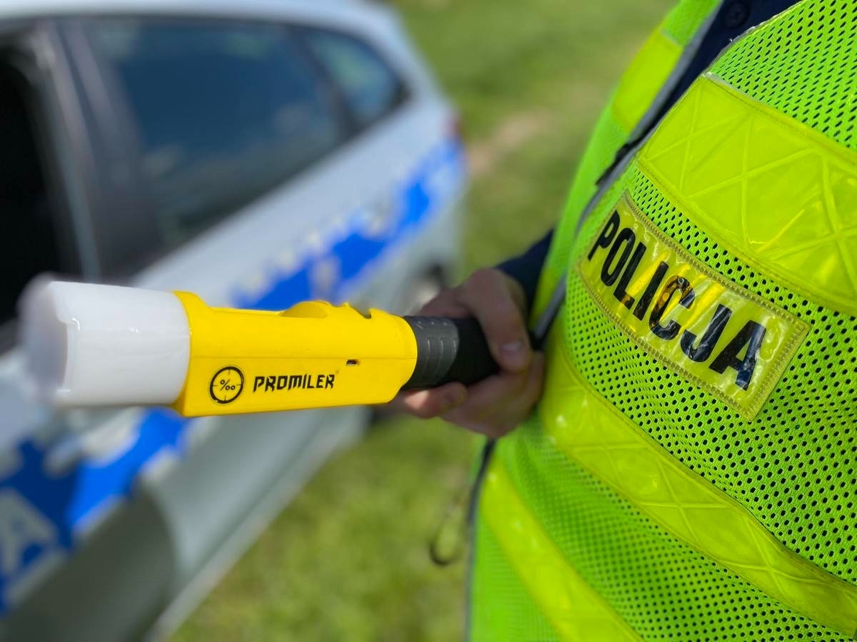 39-letni mieszkaniec powiatu poznańskiego rażąco naruszył przepisy ruchu drogowego. Grozi mu więzienie