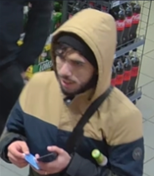 Policjanci szukają tych dwóch mężczyzn. Rozpoznajesz?