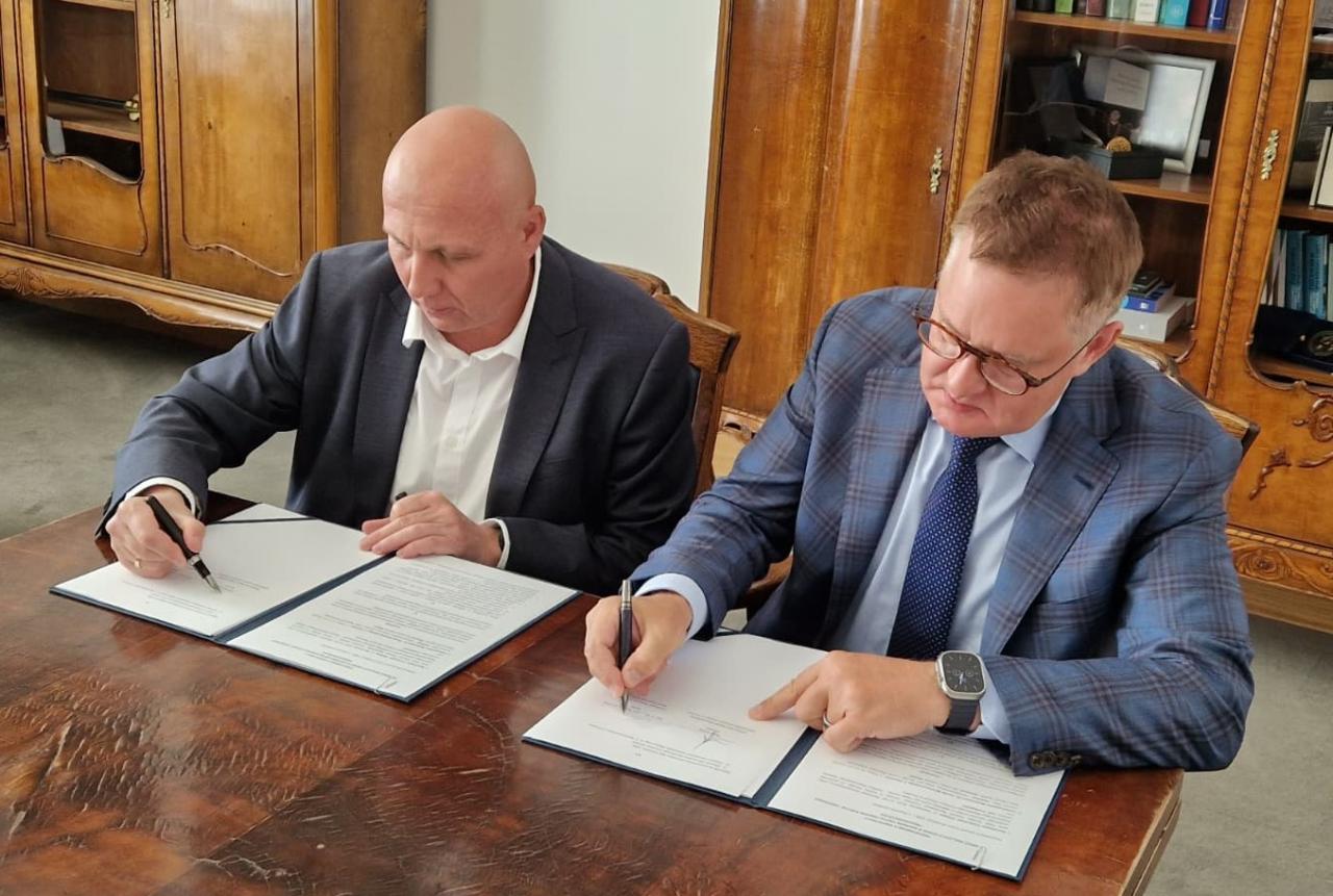 Wielkopolski NFZ i Uniwersytet Medyczny w Poznaniu łączą siły. "Trudno wyobrazić sobie bardziej naturalnego partnera."