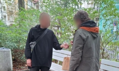 Pijani obcokrajowcy w poznańskim parku. Jeden miał przedmiot przypominający broń
