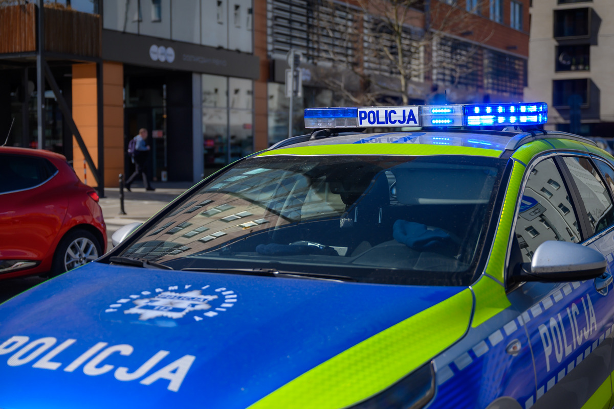 Awantura na terenie siłowni w centrum Poznania. "Jakaś szarpanina z policją"