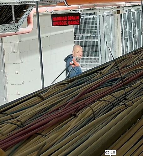 Policjanci szukają tych mężczyzn. Rozpoznajesz?