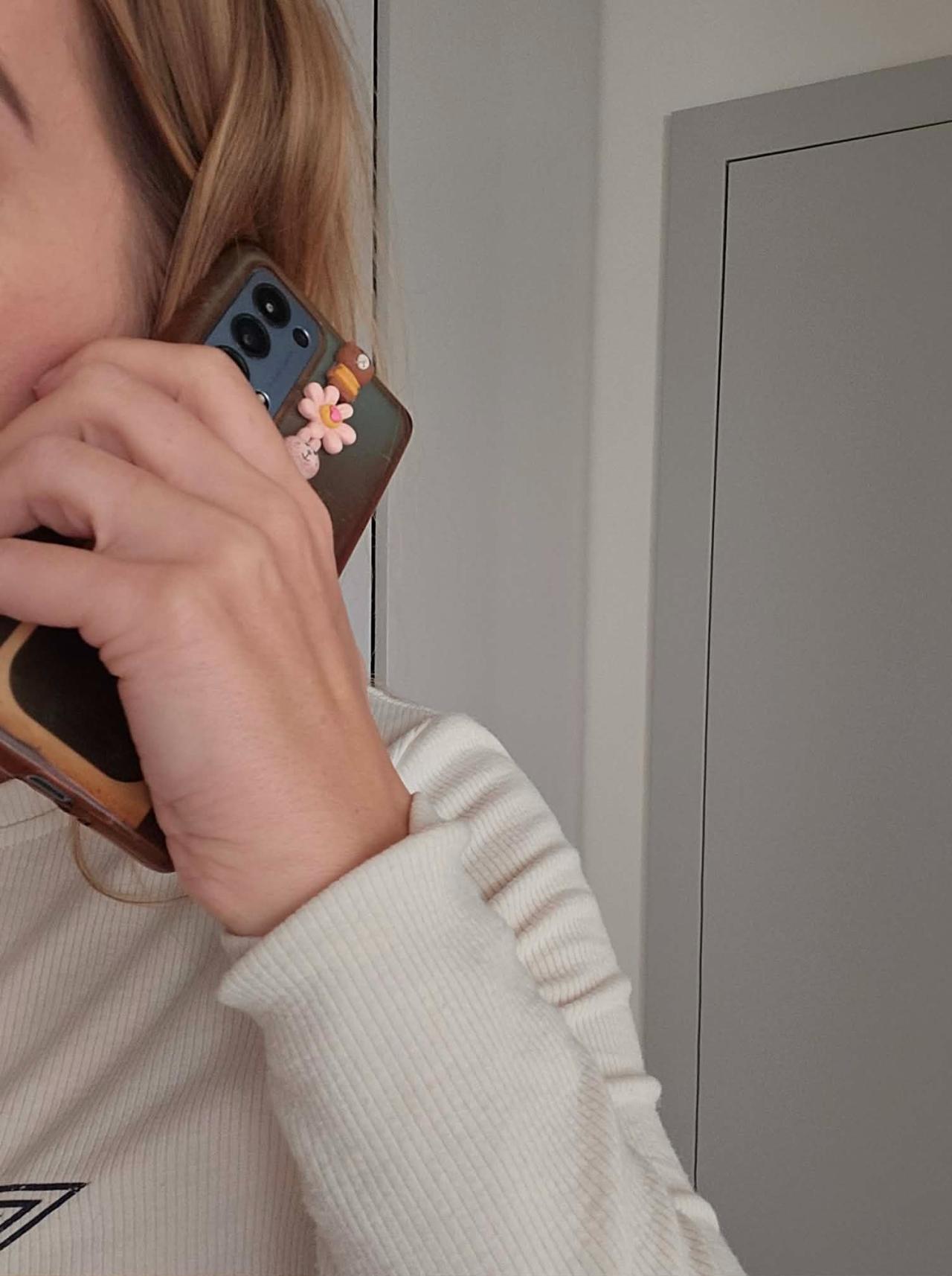 71-latek odebrał telefon od fałszywego pracownika Poczty Polskiej. Za chwilę skontaktował się z nim również fałszywy policjant
