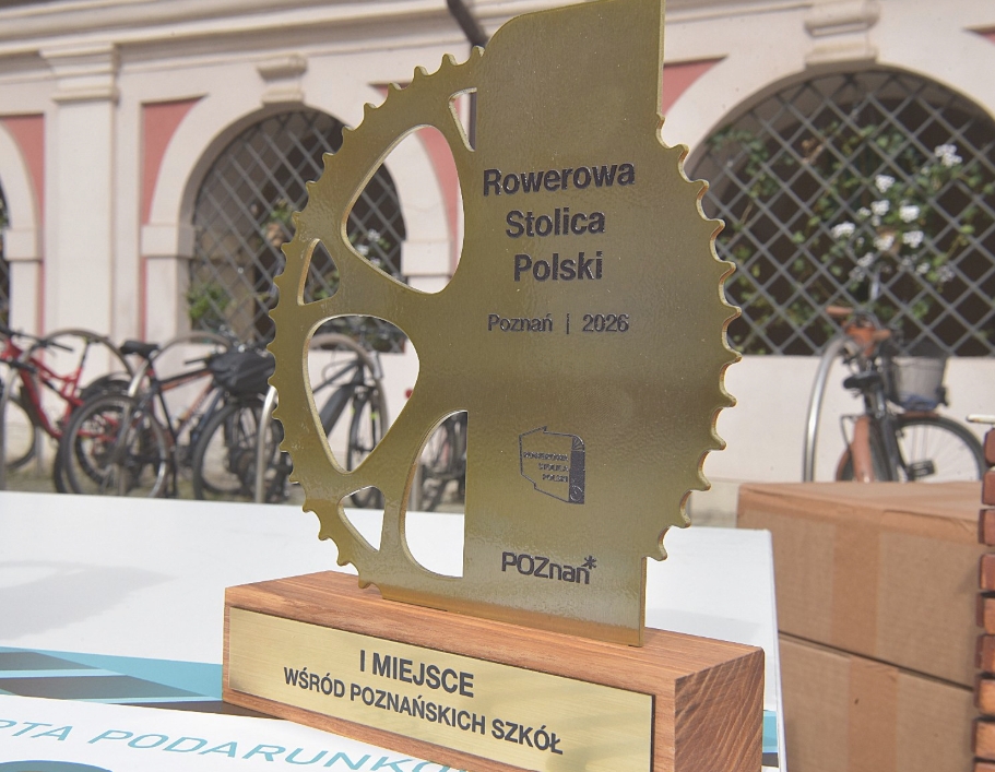 Szkoły odebrały nagrody za wykręcone kilometry dla Poznania. Łączna pula nagród dla szkół wyniosła 21 tysięcy złotych