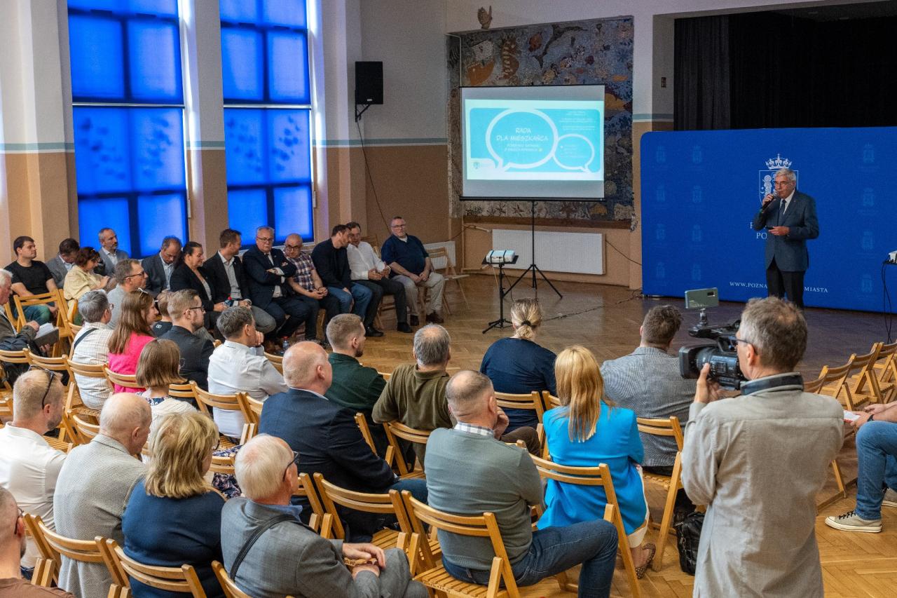 Radni zapraszają na otwarte spotkanie. "Chcemy być bliżej mieszkańców"