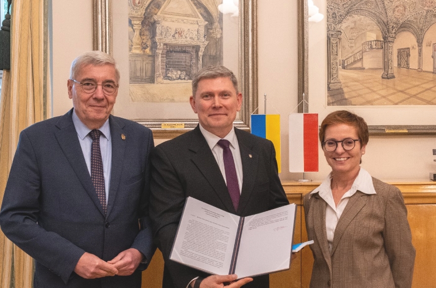 Konsul Ukrainy w Poznaniu na spotkaniu z przewodniczącym Rady Miasta. Rozmawiali o relacjach między narodami i o przemocy