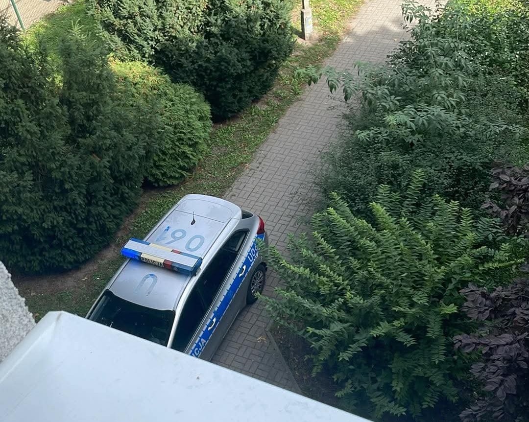 Os. Armii Krajowej: zgon w mieszkaniu. Trwa akcja służb