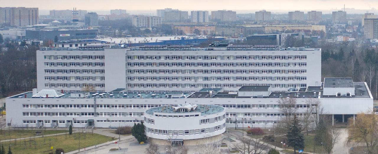 Urzędnicy w poznańskim szpitalu. Zlecono kontrolę