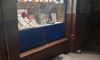 Próba włamania do salonu jubilerskiego w regionie. Przeszkodzili świadkowie