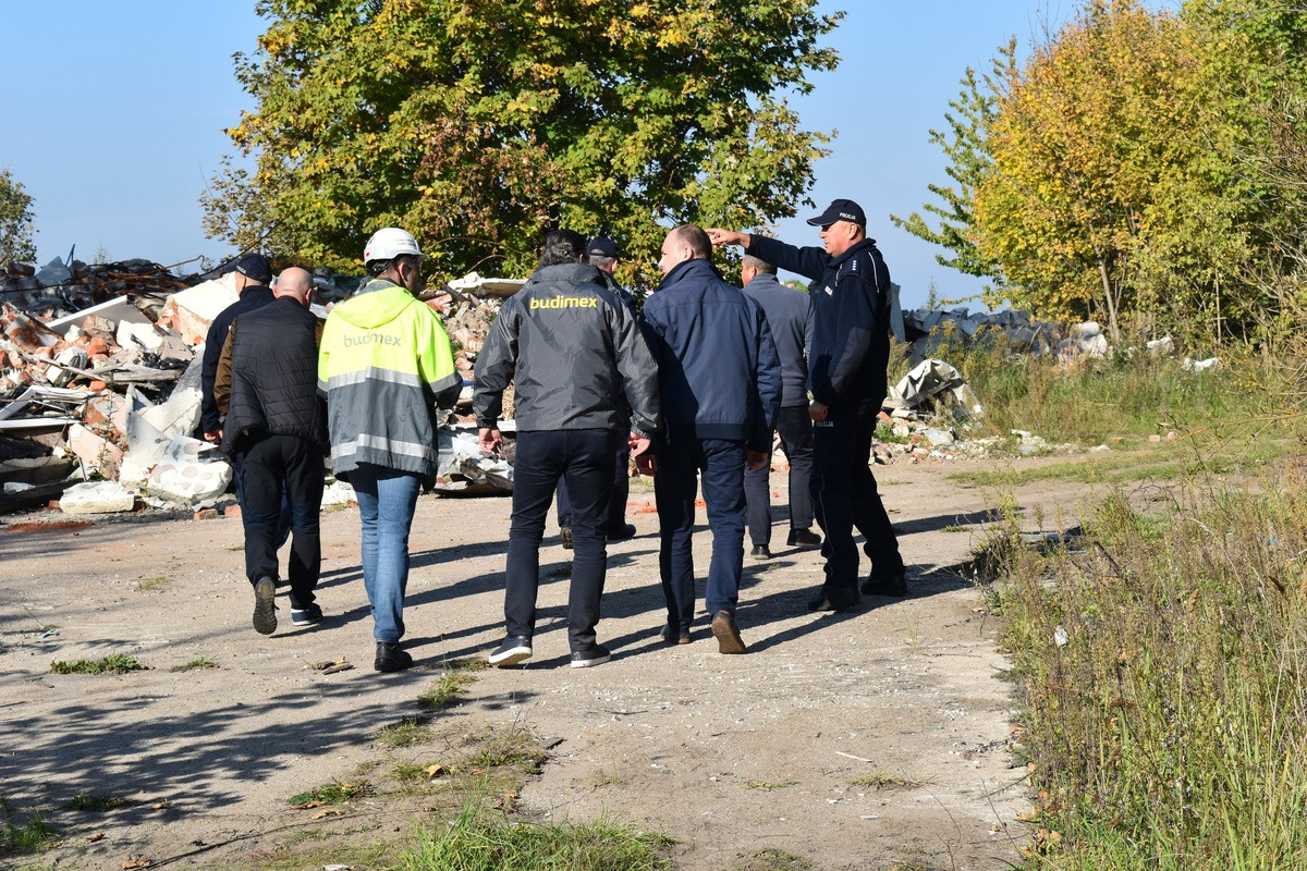 Duża inwestycja szykuje się w regionie. Na placu pod budowę pojawili się policjanci