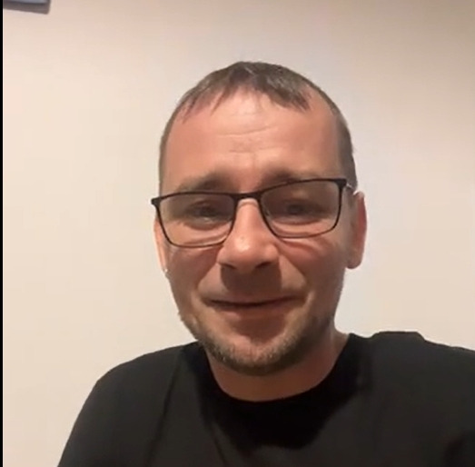 Policjanci szukają tego mężczyzny! Chodzi o jego działania w internecie