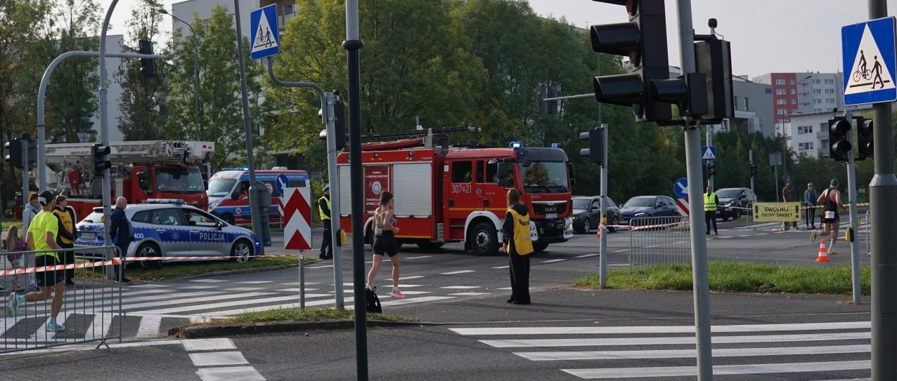 Przez bieg na ulicach Poznania mieli problem z dojazdem do szpitala. "Nie jechaliśmy przecież w odwiedziny"