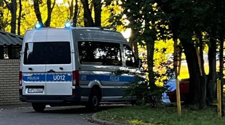 Tragiczne odkrycie w mieszkaniu na południu regionu. Znaleziono ciała dwóch osób