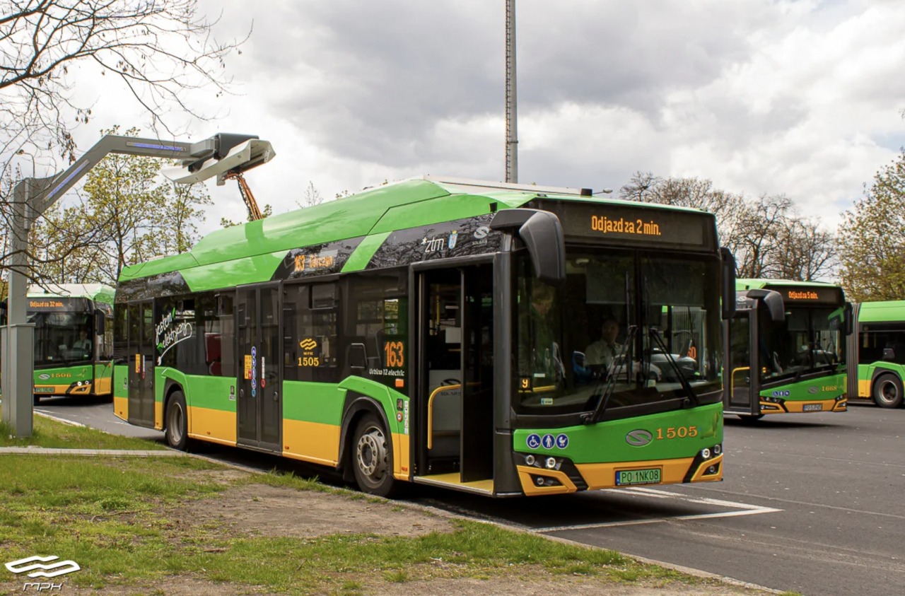 Braki kadrowe w MPK Poznań i ograniczone kursy pojazdów. Część autobusów kursuje rzadziej