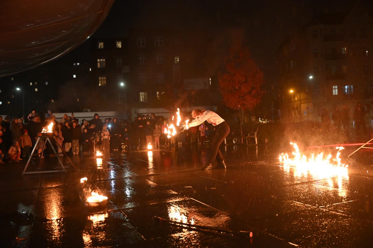 "Duchy ognia" na poznańskim rynku