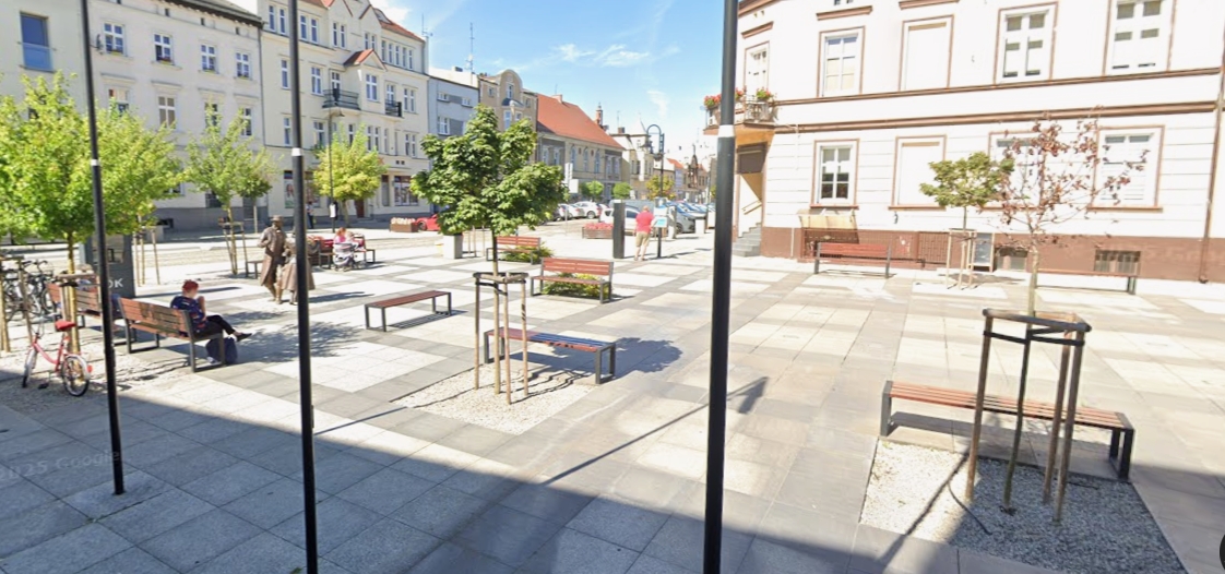 72-latka z regionu zostawiła portfel na ławce. Już wiadomo, kto go zabrał
