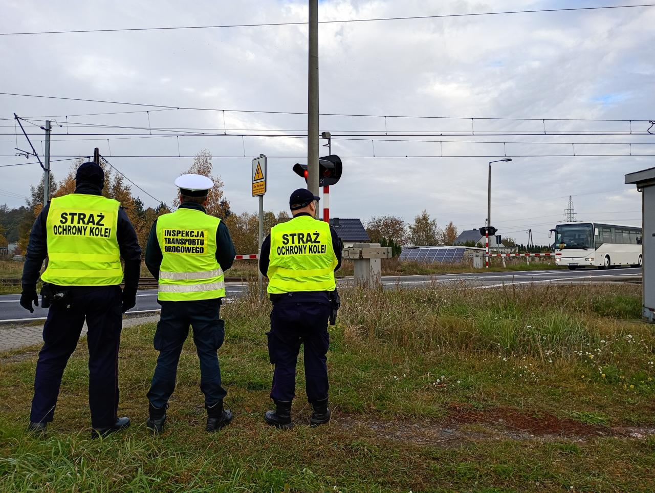Kontrole na przejeździe kolejowym po incydencie z cysterną