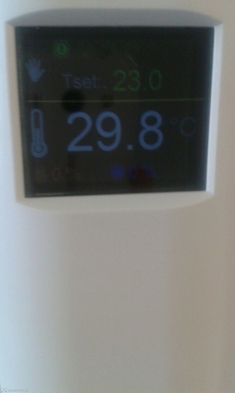 Taką temperaturę odnotowano w jednym z pomieszczeń UMWW | fot. Ania