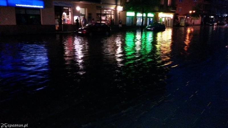 Wiele poznańskich ulic zostało zalanych w wyniku ulewy | fot. Karolina Bukowska