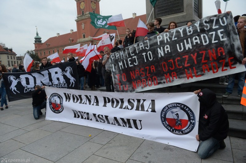 Marsz ONR przeciw imigrantom zorganizowany w Warszawie | fot. PAP/Marcin Obara