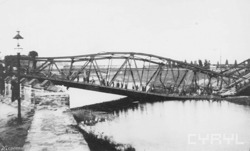 Zniszczony w 1939 roku Most Cybiński | fot. Zbigniew Zielonacki / CYRYL