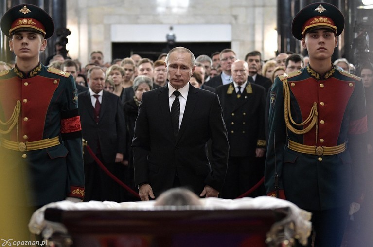 Putin podczas pogrzebu Karłowa fot. Kreml