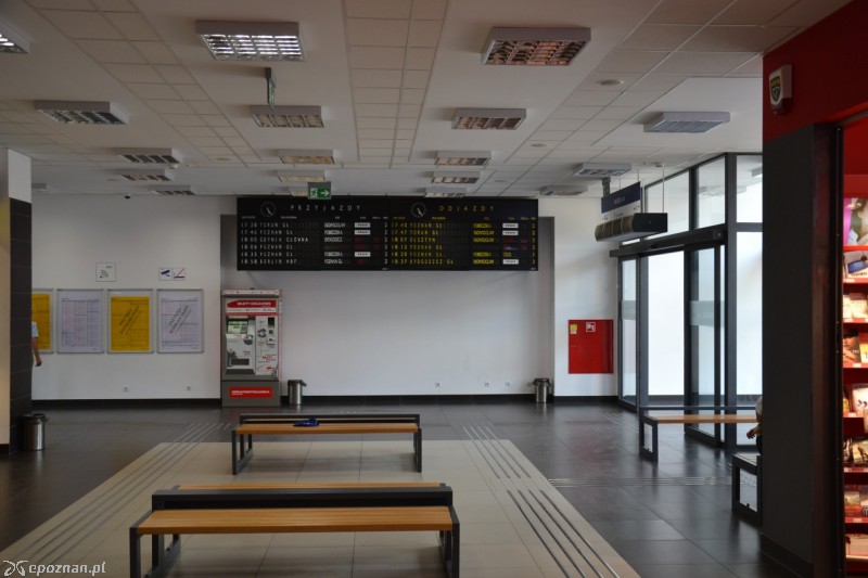 Dworzec PKP w Gnieźnie | fot. Lichen99 / Wikipedia 