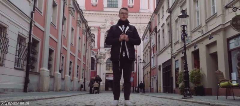 Krzysztof Gonciarz w trakcie pobytu w Poznaniu | fot. Screenshot YouTube