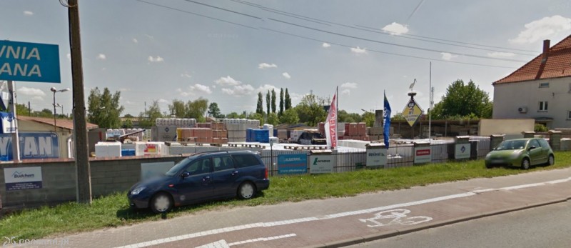 Osiedle zajmie miejsce hurtowni budowlanej | fot. Google Street View