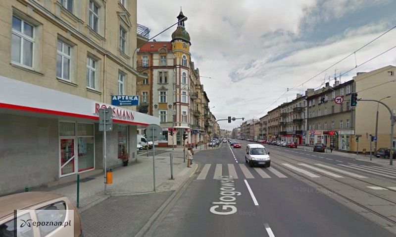 Do napadu doszło w drogerii Rossmann przy ulicy Głogowskiej | fot. Google Street View