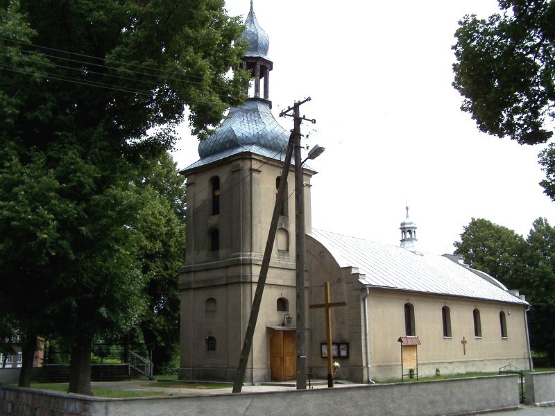 Kościół w Lutyni. Podejrzany był administratorem tego kościoła. | fot. Lucaok, Wikipedia