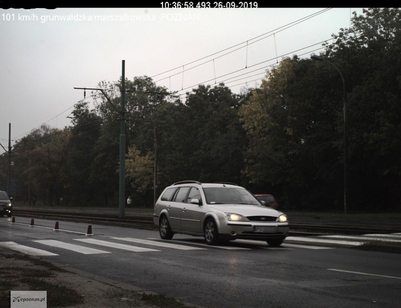 Jedna z akcji firmy Video Radar polegająca na mierzeniu prędkości kierowców w Poznaniu | fot. Video Radar