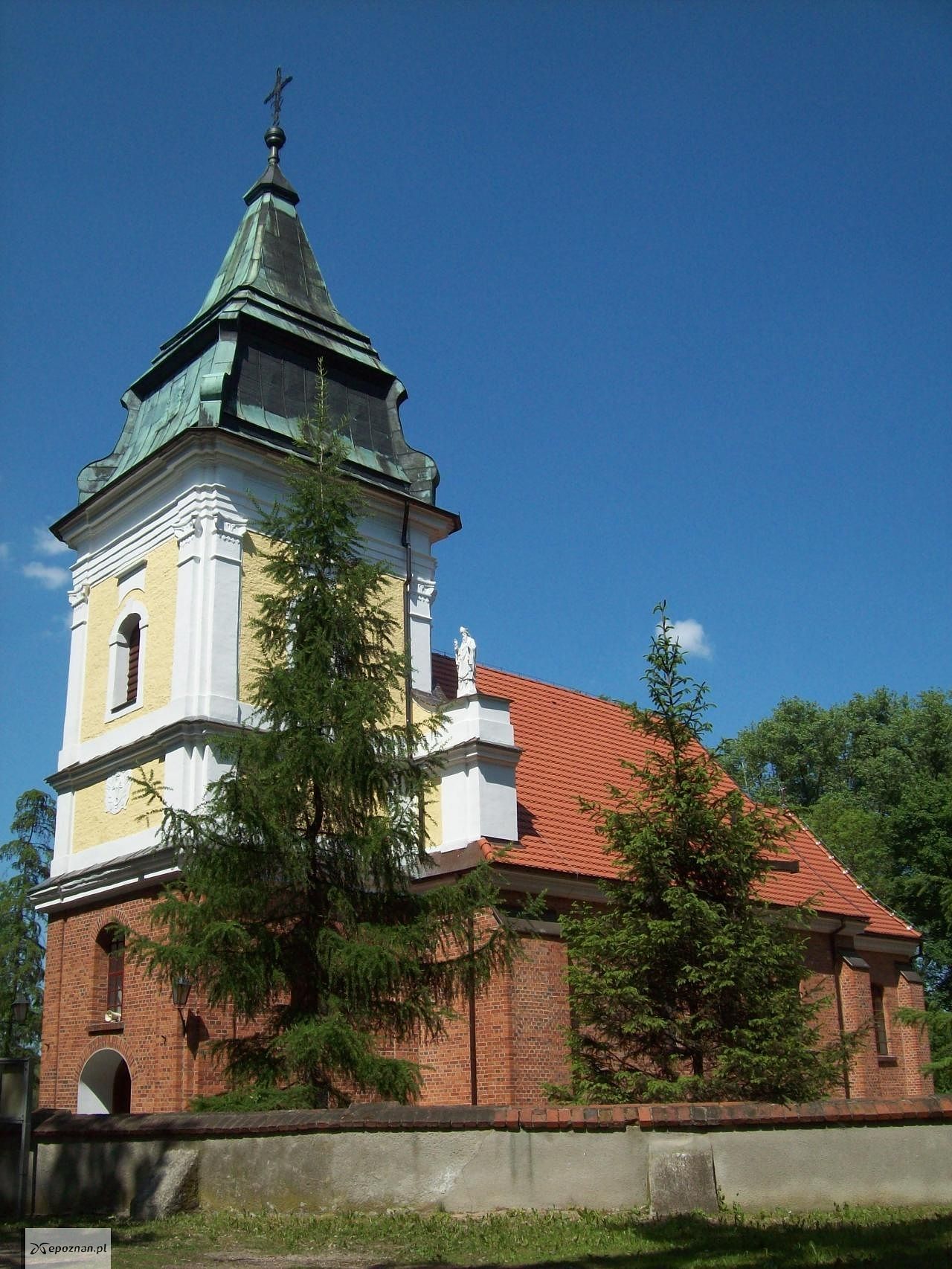 Kościół w Bieganowie | fot. Tomas933 / wikipedia