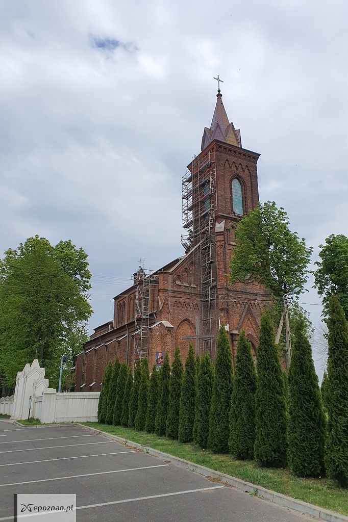 Parafia rzymskokatolicka p.w. św. Bartłomieja w Osieku Wielkim | fot. WUW Poznań