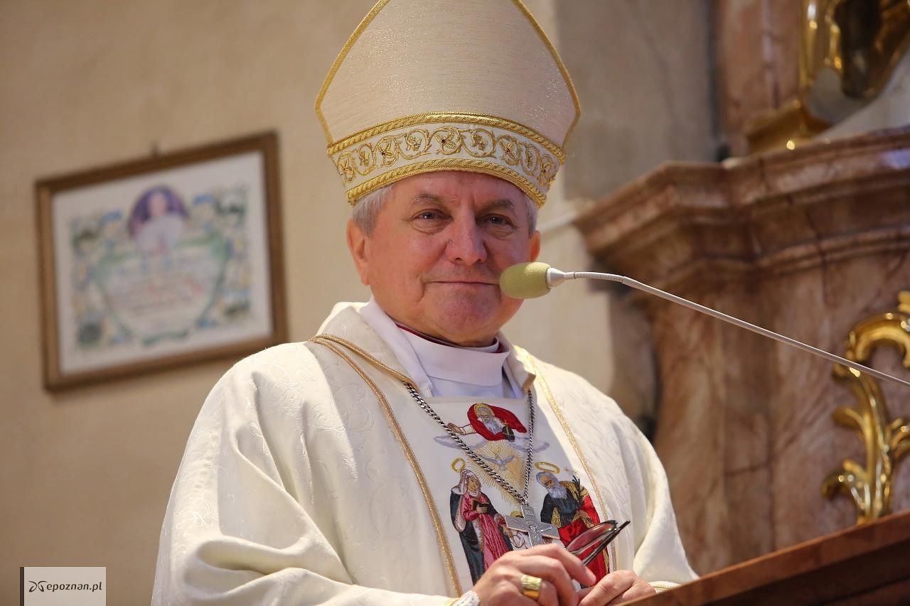 Biskup Edward Janiak | fot. PAP/Tomasz Wojtasik