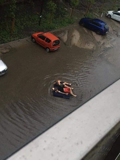 SGAMoPKcC6R1InxtIoRMAYTRZdZiSRzR.jpg