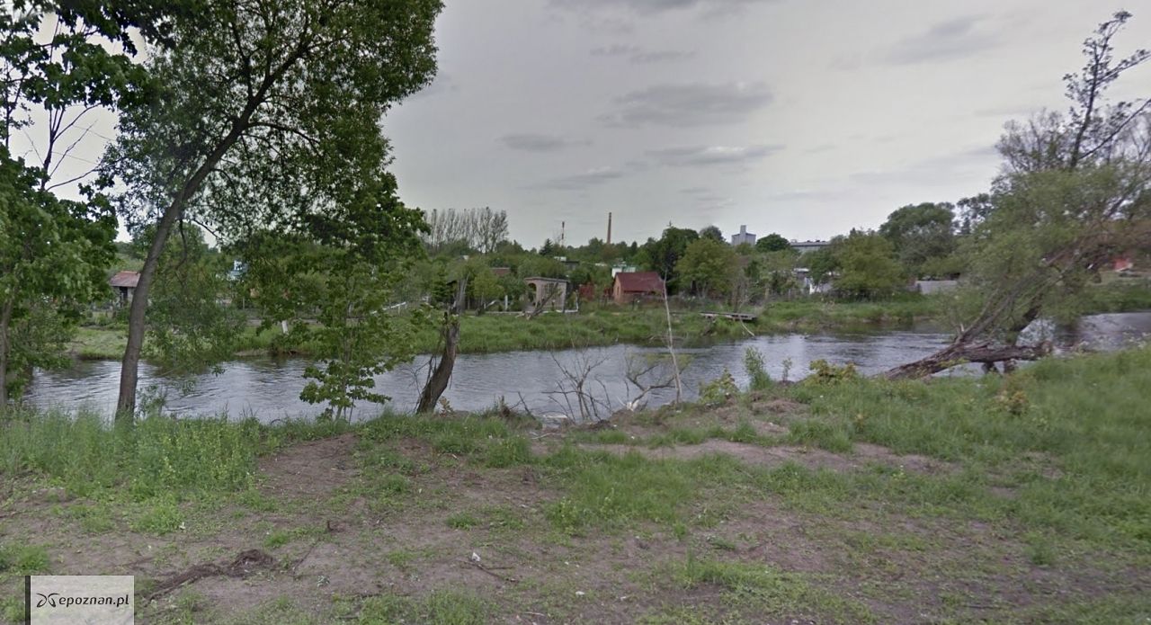 Gwda w rejonie ulicy Polnej w Pile | fot. Google Street View