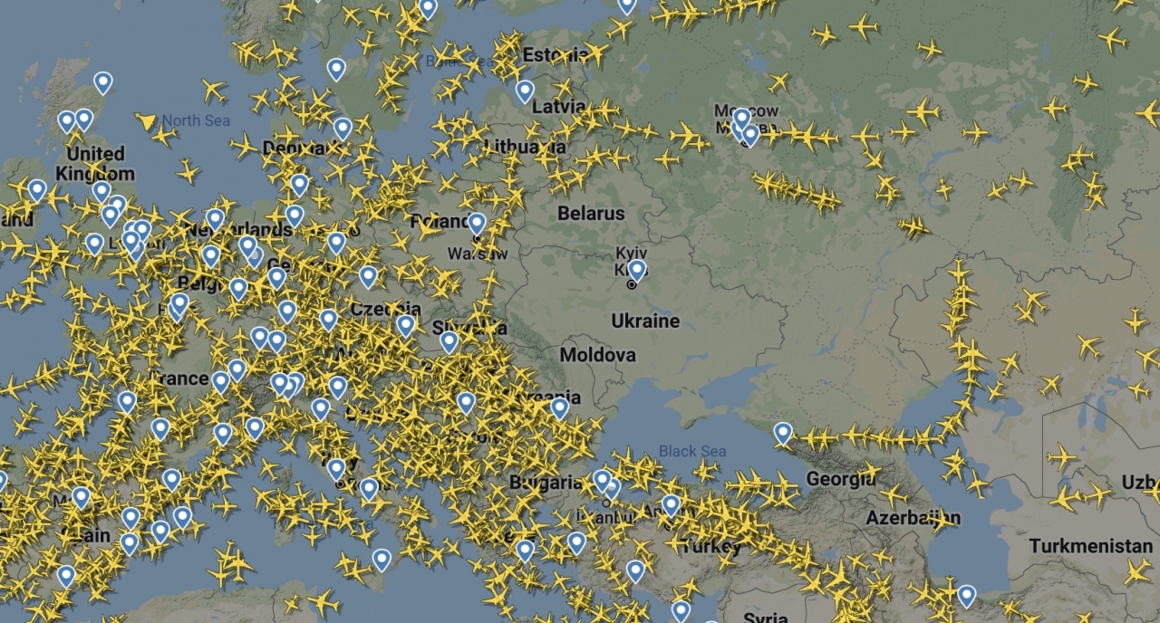 Aktualna sytuacja lotnicza w Europie | fot. flightradar24.com