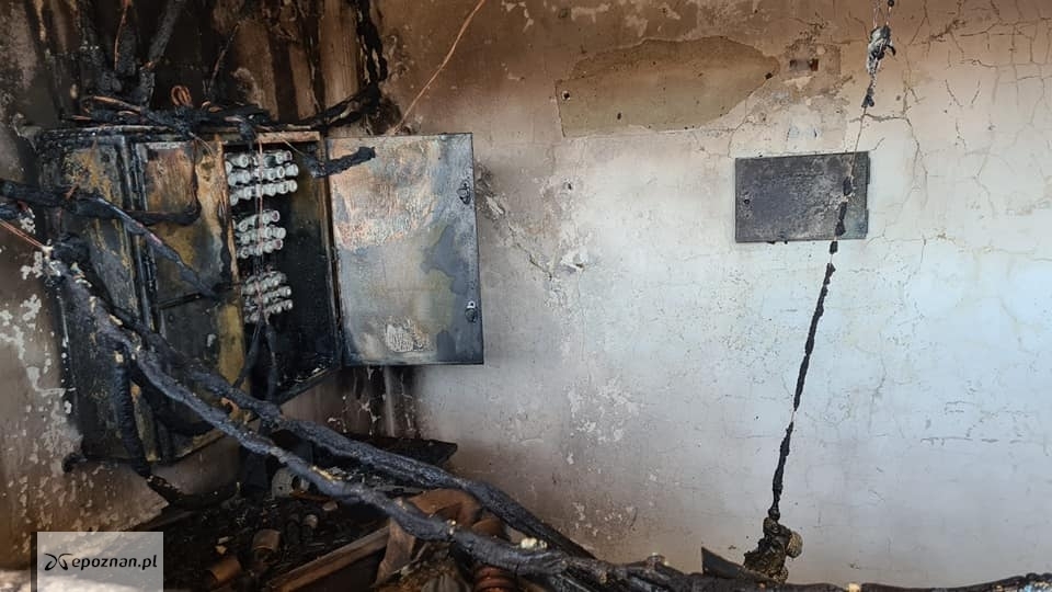 Pożar magazynów przy ul. Fabrycznej w Lesznie. | fot. OSP Leszno-Gronowo