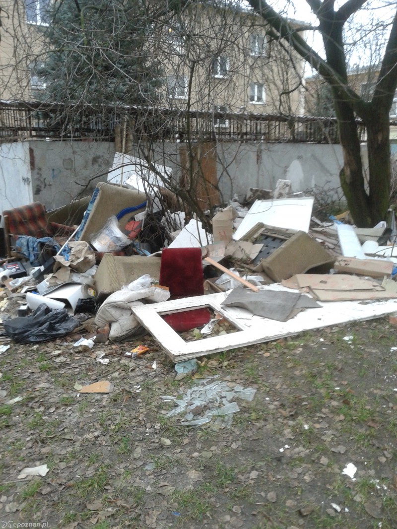 Śmieci przy ul. Św. Michała | fot. Maciej